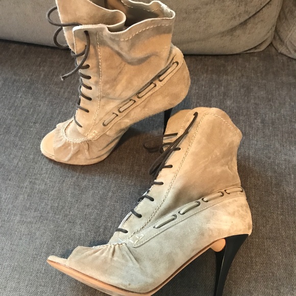 Giuseppe Zannoti Peep Toe Booties! - Picture 2 of 3